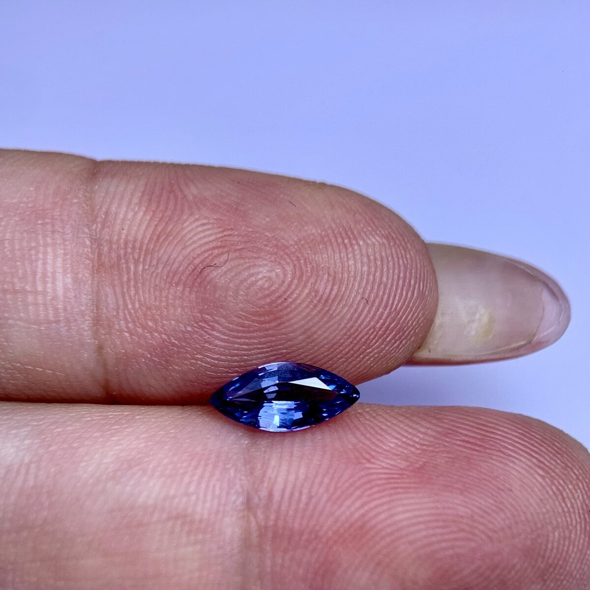 Natural blue spinel from Luc Yen, second daylight view